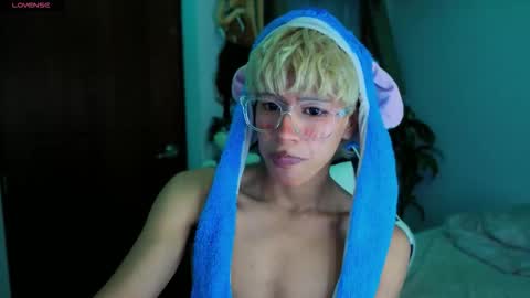 taichi online show from 12-05-25, 12:08