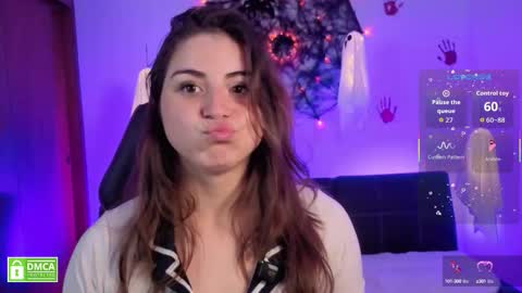 Camille Gonzalez online show from 10-12-25, 07:07