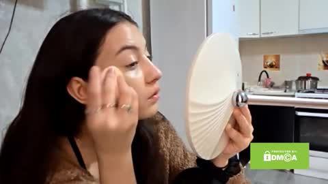 Snapshot of taimcdavitt chatting on 02-17-26, 12:45 Lisss online show from 02-17-26, 12:45