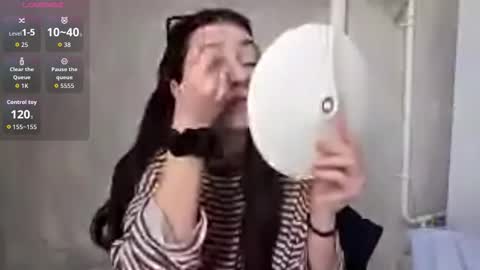 Snapshot of taimcdavitt chatting on 03-08-26, 12:53 Lisss online show from 03-08-26, 12:53