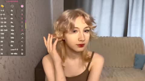 Snapshot of tainastoa chatting on 04-26-26, 09:07 Tessa online show from 04-26-26, 09:07