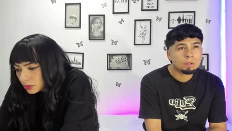 Snapshot of tainy_n_harley chatting on 01-10-25, 07:04 Liam and Juli online show from 01-10-25, 07:04