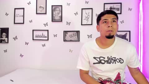 Snapshot of tainy_n_harley chatting on 02-09-25, 04:14 Liam and Juli online show from 02-09-25, 04:14