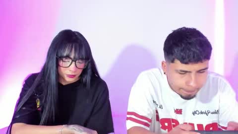 Snapshot of tainy_n_harley chatting on 11-08-25, 05:40 Liam and Juli online show from 11-08-25, 05:40