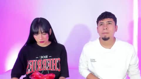 Snapshot of tainy_n_harley chatting on 11-28-25, 04:59 Liam and Juli online show from 11-28-25, 04:59