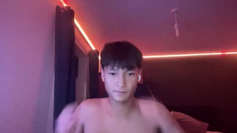 Snapshot of taiob283 chatting on 09-21-25, 07:48 Ben online show from 09-21-25, 07:48