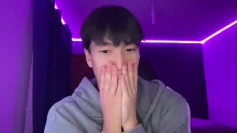 Snapshot of taiob283 chatting on 10-16-25, 09:49 Ben online show from 10-16-25, 09:49