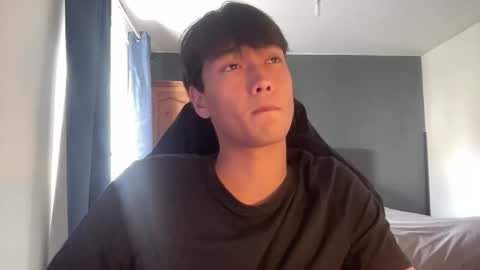 Snapshot of taiob283 chatting on 10-31-25, 01:45 Ben online show from 10-31-25, 01:45