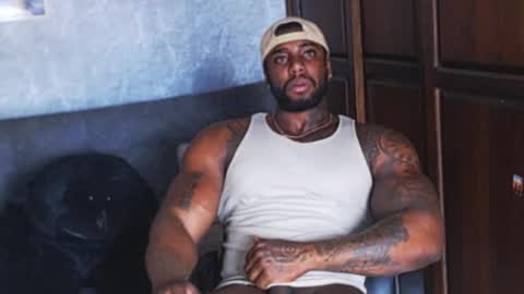 Tairon Tucke online show from 12-19-24, 08:55