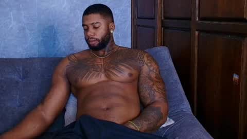 Tairon Tucke online show from 02-08-25, 12:17