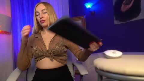 Margo online show from 02-16-25, 03:05