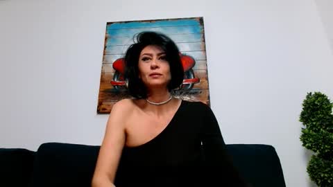 Taissa1 online show from 11-15-25, 07:32