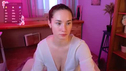 Snapshot of taissa_farmiga chatting on 10-26-25, 07:03 Lizzy online show from 10-26-25, 07:03