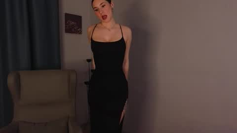 Snapshot of taissa_farmiga chatting on 11-24-25, 04:29 Lizzy online show from 11-24-25, 04:29