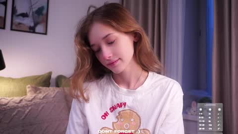 Mia online show from 11-14-25, 01:37