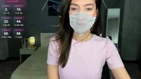 Sasha online show from 12-15-25, 01:32