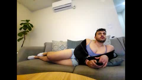 Snapshot of talacros chatting on 10-11-25, 06:50 Tala online show from 10-11-25, 06:50