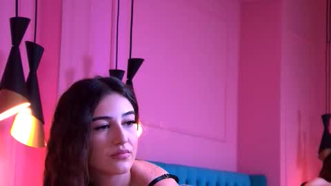 Snapshot of taliamorenne chatting on 11-11-25, 04:07 taliamorenne online show from 11-11-25, 04:07