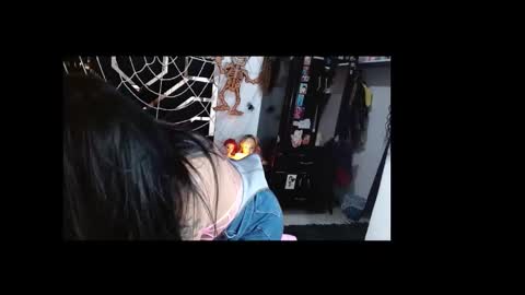 Snapshot of talianha chatting on 10-24-25, 11:23 talianha online show from 10-24-25, 11:23