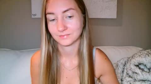  Kira  online show from 10-17-25, 06:38