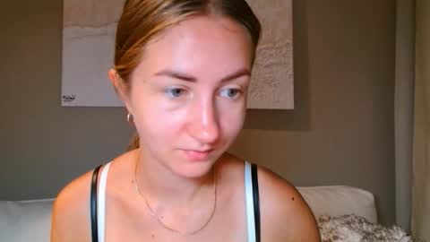  Kira  online show from 10-24-25, 06:21