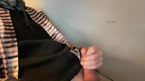 Snapshot of talkinjazz chatting on 10-01-25, 04:57 talkinjazz online show from 10-01-25, 04:57