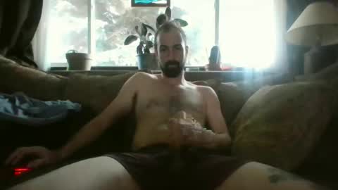 Snapshot of tallapple43 chatting on 01-06-26, 07:06 tallapple43 online show from 01-06-26, 07:06