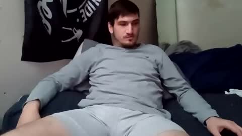 Snapshot of tallerandhandsomer chatting on 12-21-25, 12:56 tallerandhandsomer online show from 12-21-25, 12:56