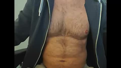 Snapshot of talljay91 chatting on 12-21-25, 03:57 Just ask for it online show from 12-21-25, 03:57