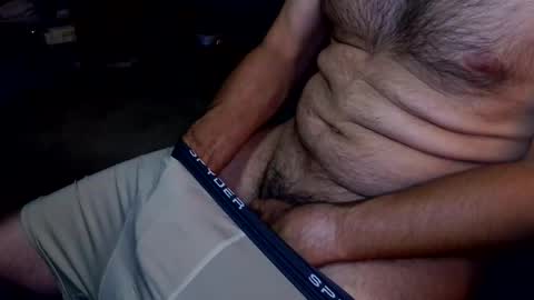 Snapshot of talltannhandsome chatting on 05-02-26, 10:31 talltannhandsome online show from 05-02-26, 10:31