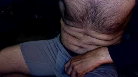 Snapshot of talltannhandsome chatting on 05-06-26, 12:32 talltannhandsome online show from 05-06-26, 12:32