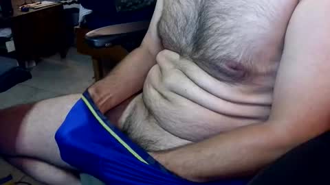 Snapshot of talltannhandsome chatting on 05-18-26, 03:51 talltannhandsome online show from 05-18-26, 03:51
