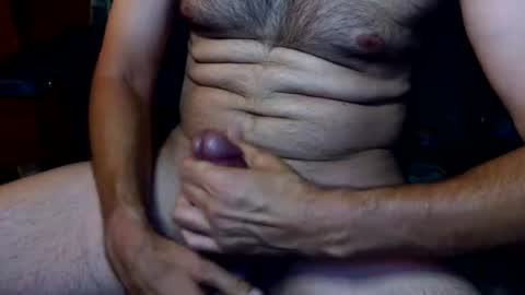 Snapshot of talltannhandsome chatting on 07-14-26, 01:17 talltannhandsome online show from 07-14-26, 01:17