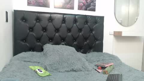 Snapshot of tamar4_f00x chatting on 05-13-26, 02:36 Hi im sara online show from 05-13-26, 02:36