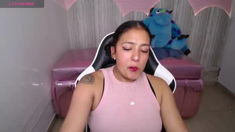 Tamara online show from 11-22-25, 02:43