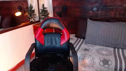    online show from 12-10-24, 09:11