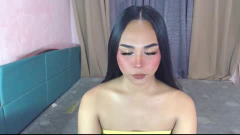 Snapshot of tamera_cummer0969 chatting on 03-10-26, 03:28 tamera_cummer0969 online show from 03-10-26, 03:28