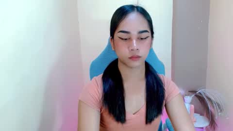 Snapshot of tamera_cummer0969 chatting on 05-26-26, 12:39 tamera_cummer0969 online show from 05-26-26, 12:39