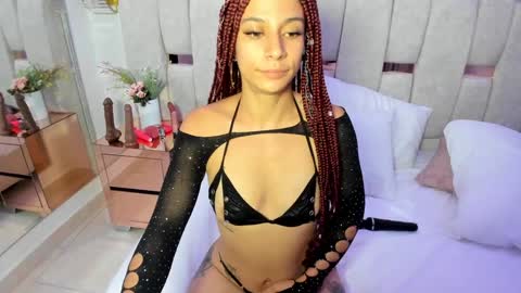 Snapshot of tamhy_ferrara chatting on 12-30-24, 10:21 Tamhy online show from 12-30-24, 10:21