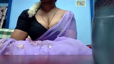 Snapshot of tamilmadhi520 chatting on 06-21-26, 06:49 tamilmadhi520 online show from 06-21-26, 06:49
