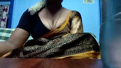 Snapshot of tamilmadhi520 chatting on 06-25-26, 05:23 tamilmadhi520 online show from 06-25-26, 05:23