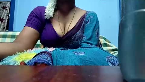 Snapshot of tamilmadhi520 chatting on 06-30-26, 06:14 tamilmadhi520 online show from 06-30-26, 06:14