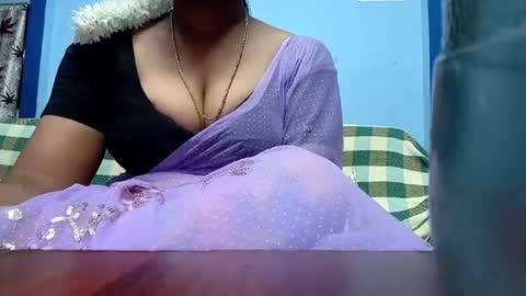 Snapshot of tamilmadhi520 chatting on 07-12-26, 06:15 tamilmadhi520 online show from 07-12-26, 06:15