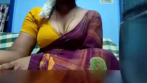 Snapshot of tamilmadhi520 chatting on 07-21-26, 05:48 tamilmadhi520 online show from 07-21-26, 05:48