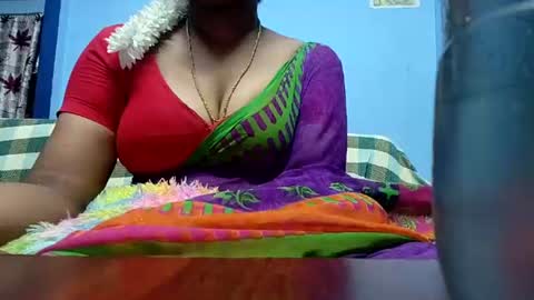 Snapshot of tamilmadhi520 chatting on 07-26-26, 06:10 tamilmadhi520 online show from 07-26-26, 06:10