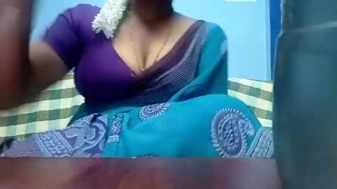 Snapshot of tamilmadhi520 chatting on 07-30-26, 06:18 tamilmadhi520 online show from 07-30-26, 06:18