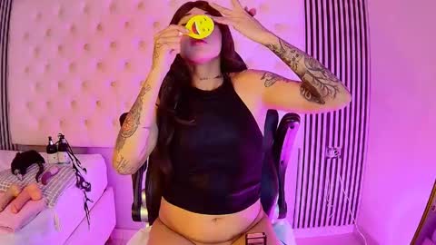 tammy_sweett1 online show from 05-15-26, 04:03