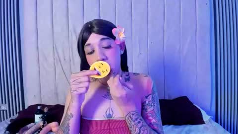 tammy_sweett1 online show from 06-25-26, 03:05