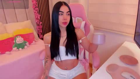 Snapshot of tammy_w chatting on 01-16-26, 06:34 Tammy online show from 01-16-26, 06:34