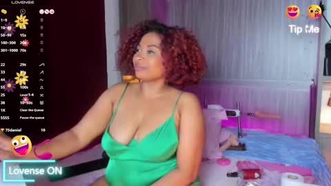 T A M M Y  online show from 01-25-25, 05:51